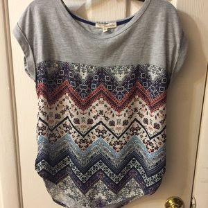 Rewind- Juniors round neck short sleeve blouse